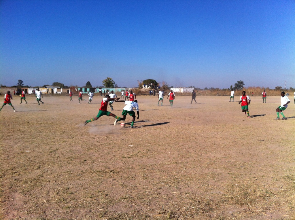 Fútbol in Choma!